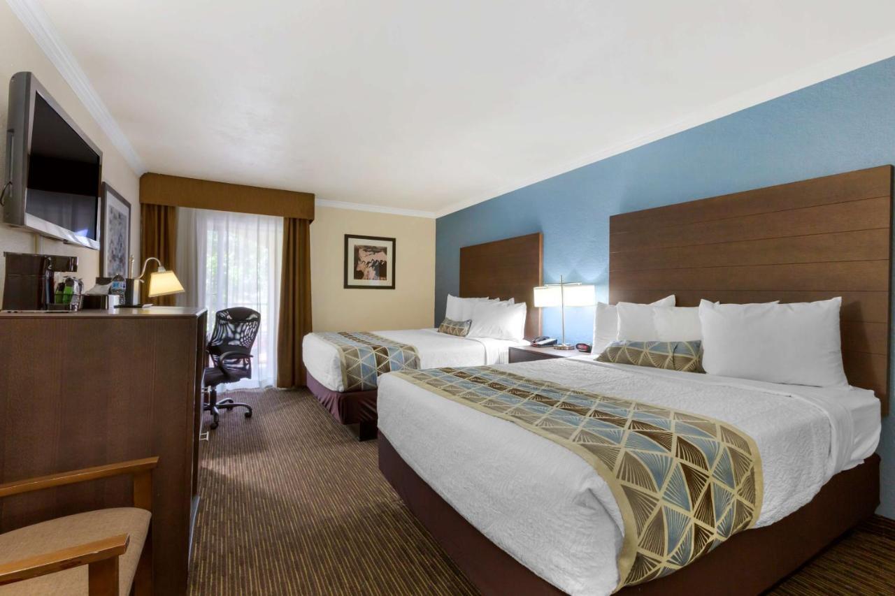 Best Western Airport Albuquerque Innsuites Hotel & Suites Exterior photo