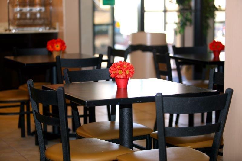 Best Western Airport Albuquerque Innsuites Hotel & Suites Restaurant photo